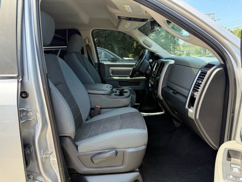 Used 2014 RAM 3500 Big Horn image 11
