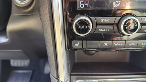 Used 2021 Subaru Ascent Limited w/ Technology Package image 20