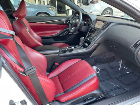Used 2022 INFINITI Q60 Red Sport 400 w/ Carbon Fiber Package image 9