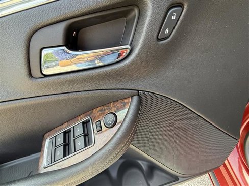 Used 2014 Chevrolet Impala LT image 13