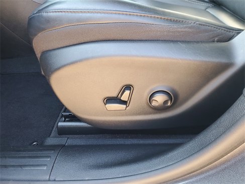 Used 2022 Jeep Cherokee Limited image 16