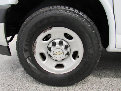 Used 2020 Chevrolet Express 2500 w/ Driver Convenience Package image 12