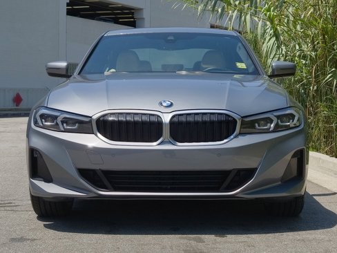 Used 2023 BMW 330i Sedan w/ Driving Assistance Package image 3