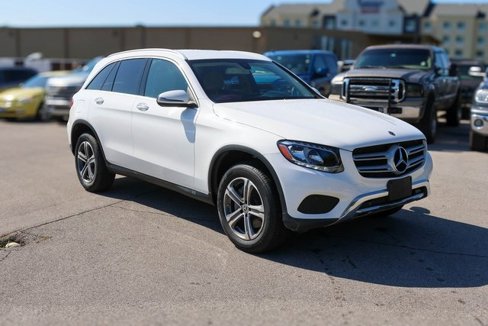 Used 2019 Mercedes-Benz GLC 300 w/ Premium Package image 1