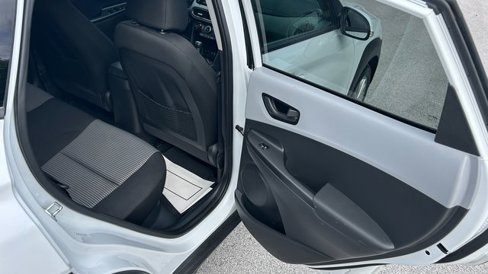 Used 2020 Hyundai Kona SEL image 29
