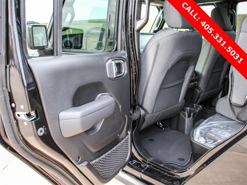 New 2025 Jeep Gladiator Sport image 28
