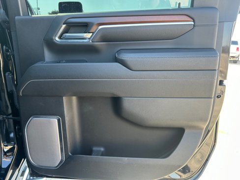 Used 2024 GMC Sierra 2500 Denali w/ Denali Reserve Package image 14