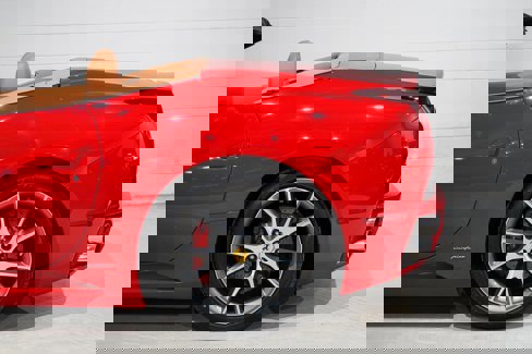 Used 2010 Ferrari California image 34