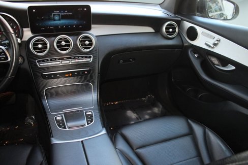 Used 2021 Mercedes-Benz GLC 300 image 29