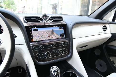 New 2025 Bentley Bentayga Extended Wheelbase image 18