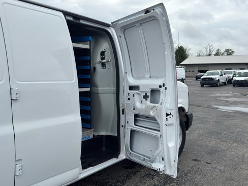 Used 2015 Chevrolet Express 2500 image 28
