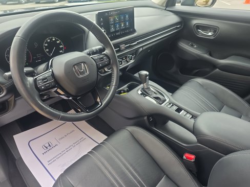 Used 2023 Honda HR-V EX-L image 10