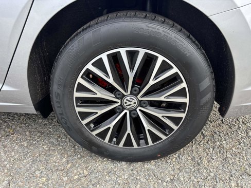 Used 2020 Volkswagen Jetta R-Line image 6