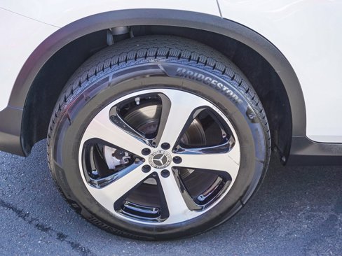 Used 2019 Mercedes-Benz GLC 350e 4MATIC image 11