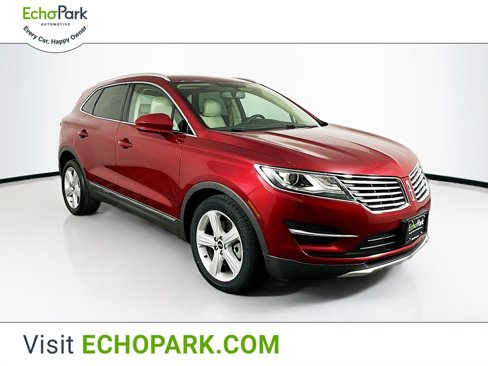 Used 2017 Lincoln MKC Premiere image 1