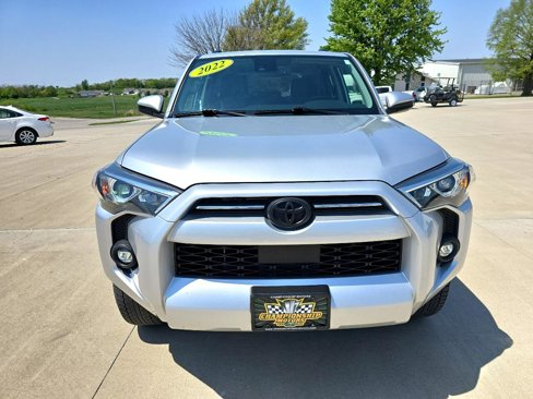 Used 2022 Toyota 4Runner SR5 image 10