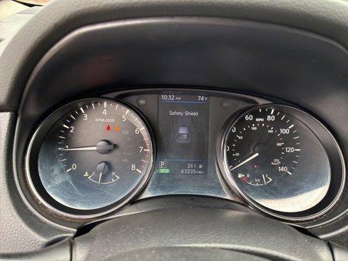 Used 2018 Nissan Rogue SV image 7