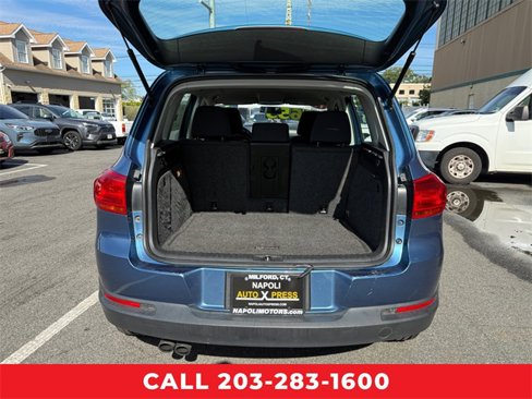 Used 2017 Volkswagen Tiguan Limited w/ Premium Package image 27