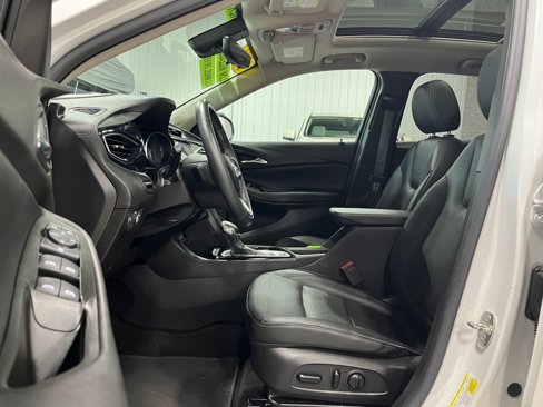 Certified 2022 Buick Encore GX Essence w/ Advanced Technology Package image 13
