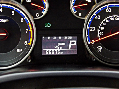 Used 2013 Suzuki SX4 AWD Hatchback image 14
