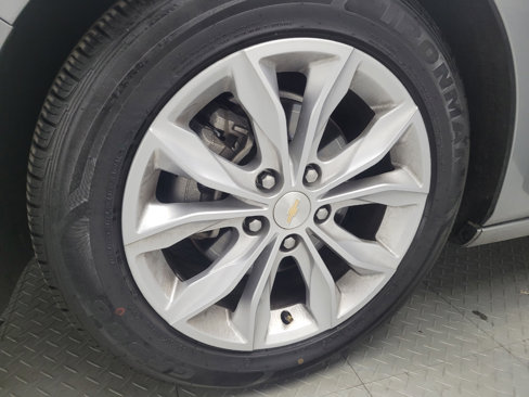 Used 2023 Chevrolet Malibu LT image 31