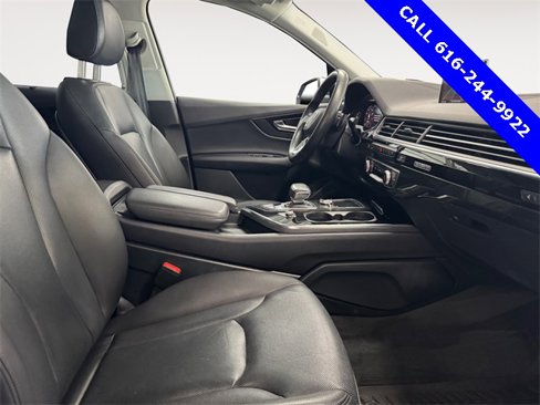 Used 2019 Audi Q7 3.0T Prestige image 21