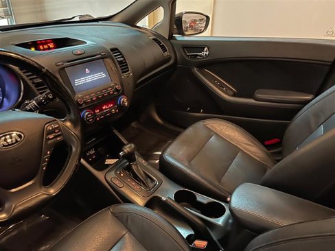 Used 2015 Kia Forte EX w/ EX Premium Package image 12