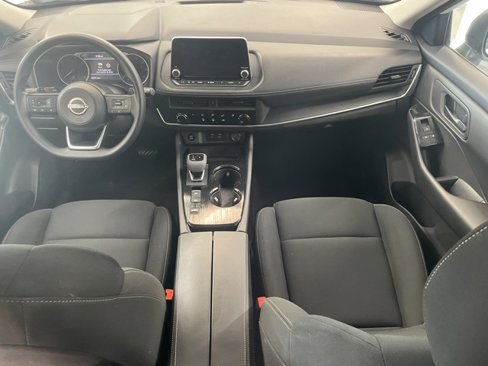 Used 2024 Nissan Rogue S image 2