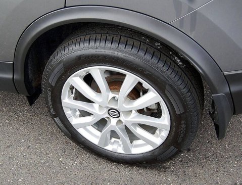 Used 2021 Nissan Rogue Sport S image 29