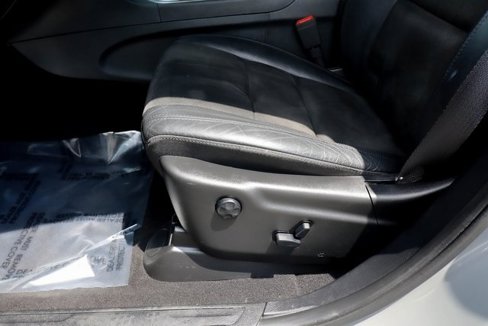 Used 2019 Jeep Grand Cherokee Altitude image 31