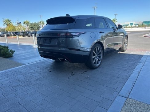 Used 2018 Land Rover Range Rover Velar R-Dynamic HSE image 5