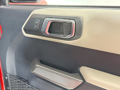 Used 2022 Ford Bronco Wildtrak image 32