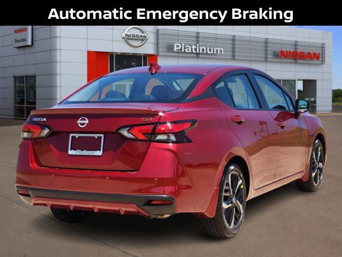New 2025 Nissan Versa SR image 4