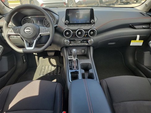 New 2025 Nissan Sentra SR image 17
