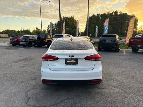 Used 2018 Kia Forte LX w/ LX Popular Package image 6