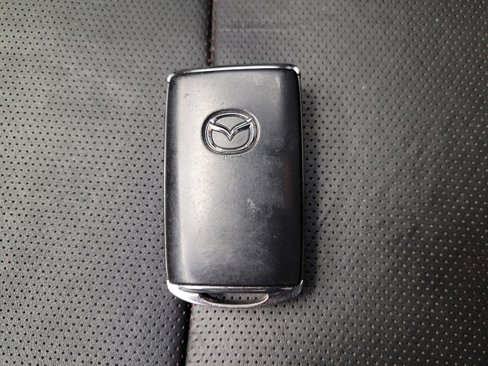 Used 2019 MAZDA MAZDA3 Hatchback w/ Premium Package image 32