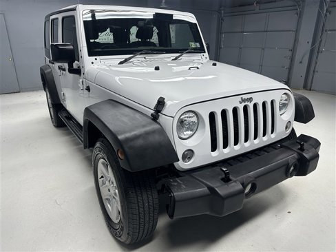 Used 2017 Jeep Wrangler Unlimited Sport image 9