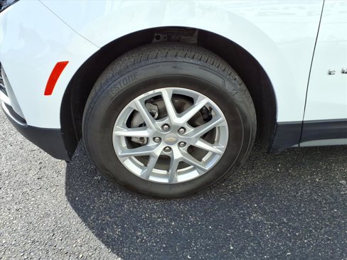 Certified 2024 Chevrolet Equinox LT image 9