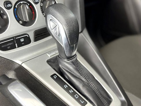 Used 2014 Ford Focus SE w/ SE Winter Package image 20