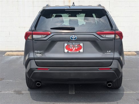 Used 2023 Toyota RAV4 LE image 6