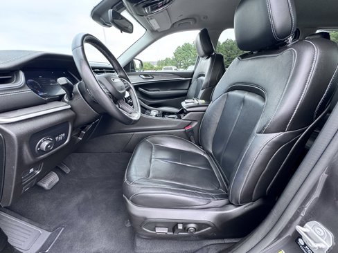 Certified 2022 Jeep Grand Cherokee L Limited image 8