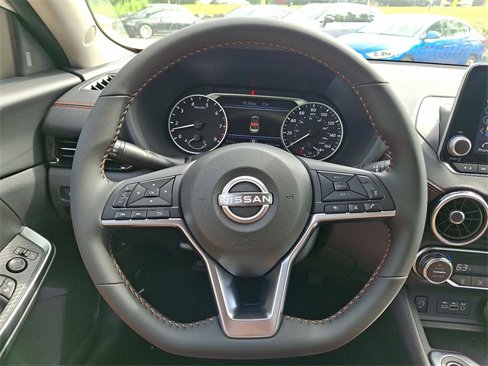 New 2025 Nissan Sentra SR image 9