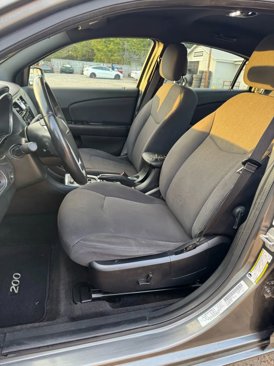 Used 2013 Chrysler 200 Touring image 18