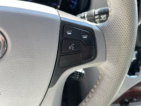 Used 2014 Toyota Sienna XLE image 16