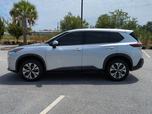 Used 2021 Nissan Rogue SV image 7