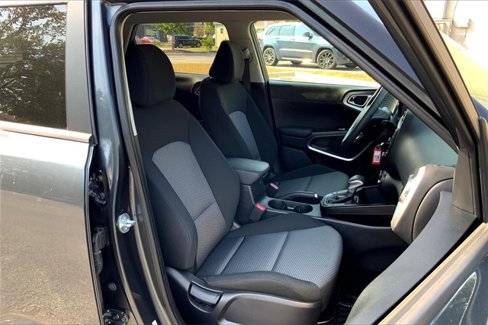 Used 2023 Kia Soul LX w/ Option Group 015 image 7