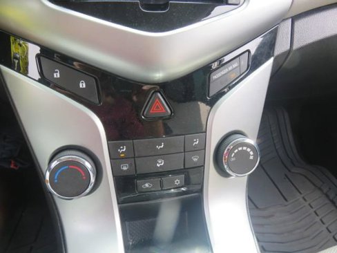 Used 2014 Chevrolet Cruze LS image 16