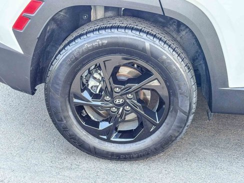 Used 2023 Hyundai Tucson SEL image 11