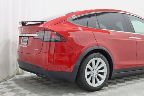 Used 2021 Tesla Model X Long Range image 9