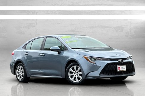 Used 2021 Toyota Corolla LE image 2